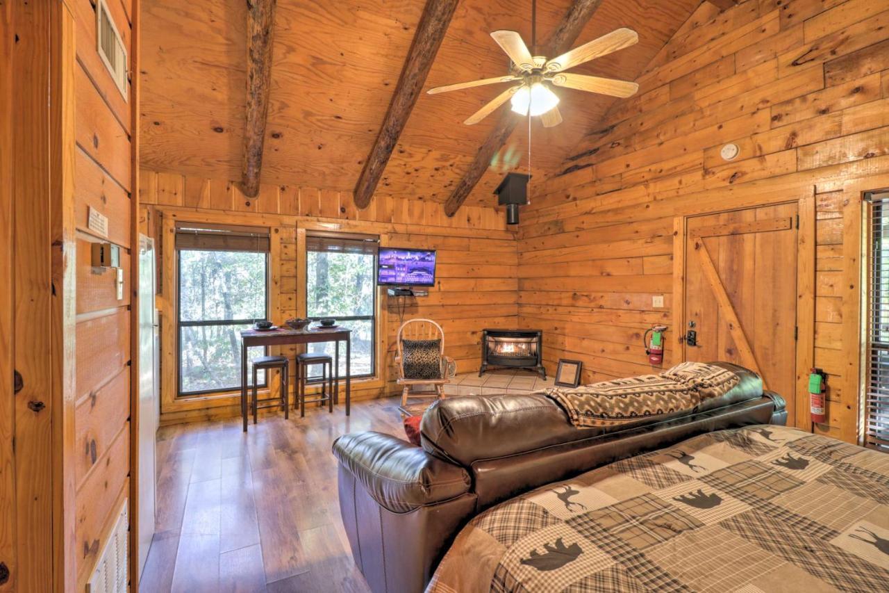 Broken Bow Cabin With Hot Tub And Bbq - 4 Mi To Lake! Stephens Gap Luaran gambar