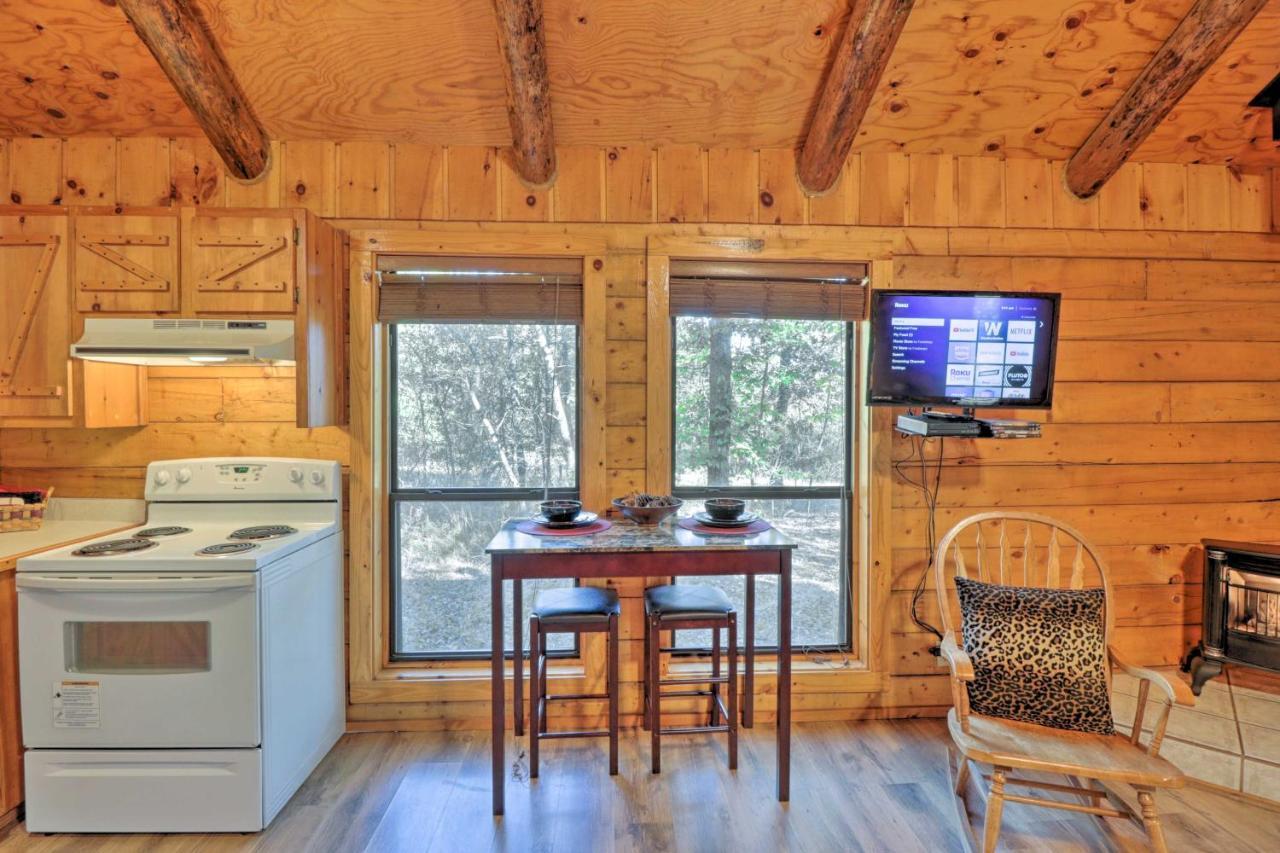 Broken Bow Cabin With Hot Tub And Bbq - 4 Mi To Lake! Stephens Gap Luaran gambar